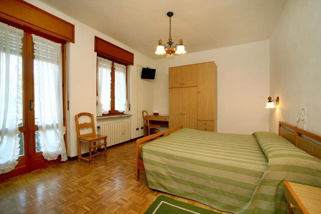 Hotel Edelweiss Villeneuve Luaran gambar